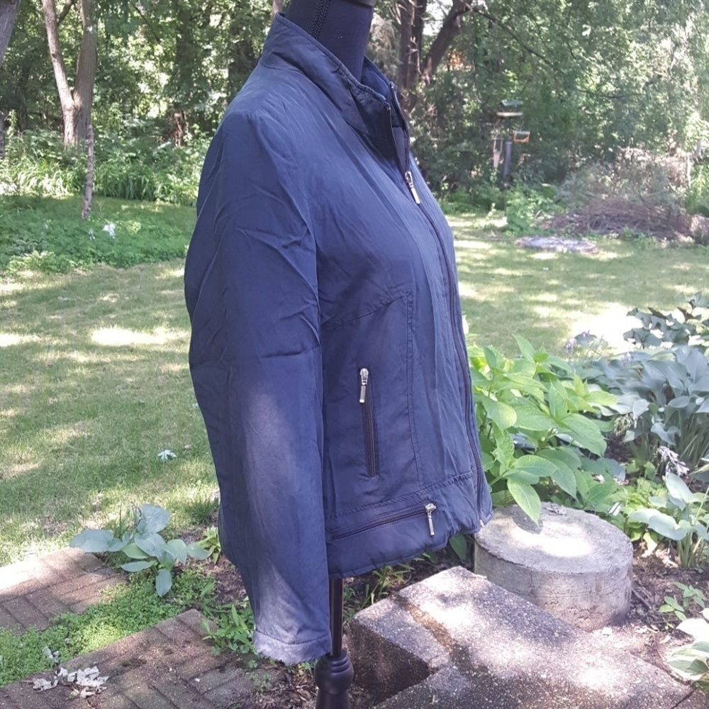 Bobby Chan | Silk Jacket - Picture 6 of 7